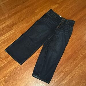 Madewell jeans size 31. Wide leg crop Dark wash. Button fly.